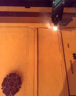 دستگاه لیزر غیر فلزات