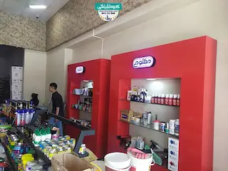 طراحی دکوراسیون فروشگاه چسب مظلومی 