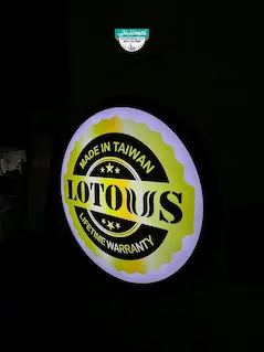 تابلو لایت باکس فریم لس گردان شرکت لوتوس