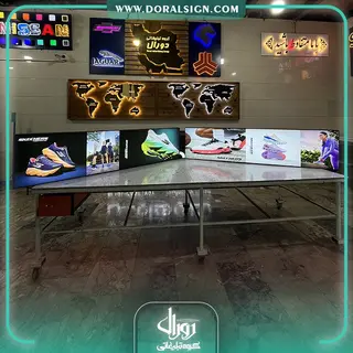 تابلو لایت باکس فریم لس نمایندگی کفش اسکچرز قشم