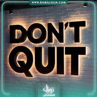 حروف برجسته فلزی مشکی مات نوراندریک 