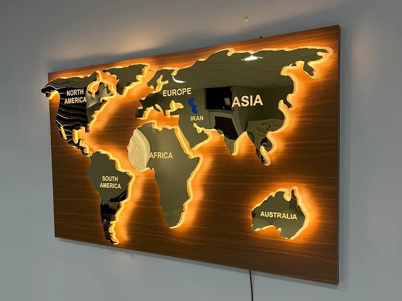 تابلو کره زمین و قاره ها